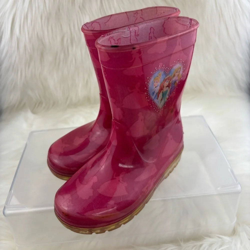 DISNEY PRINCESS HOT PINK RAIN BOOTS SIZE S/M